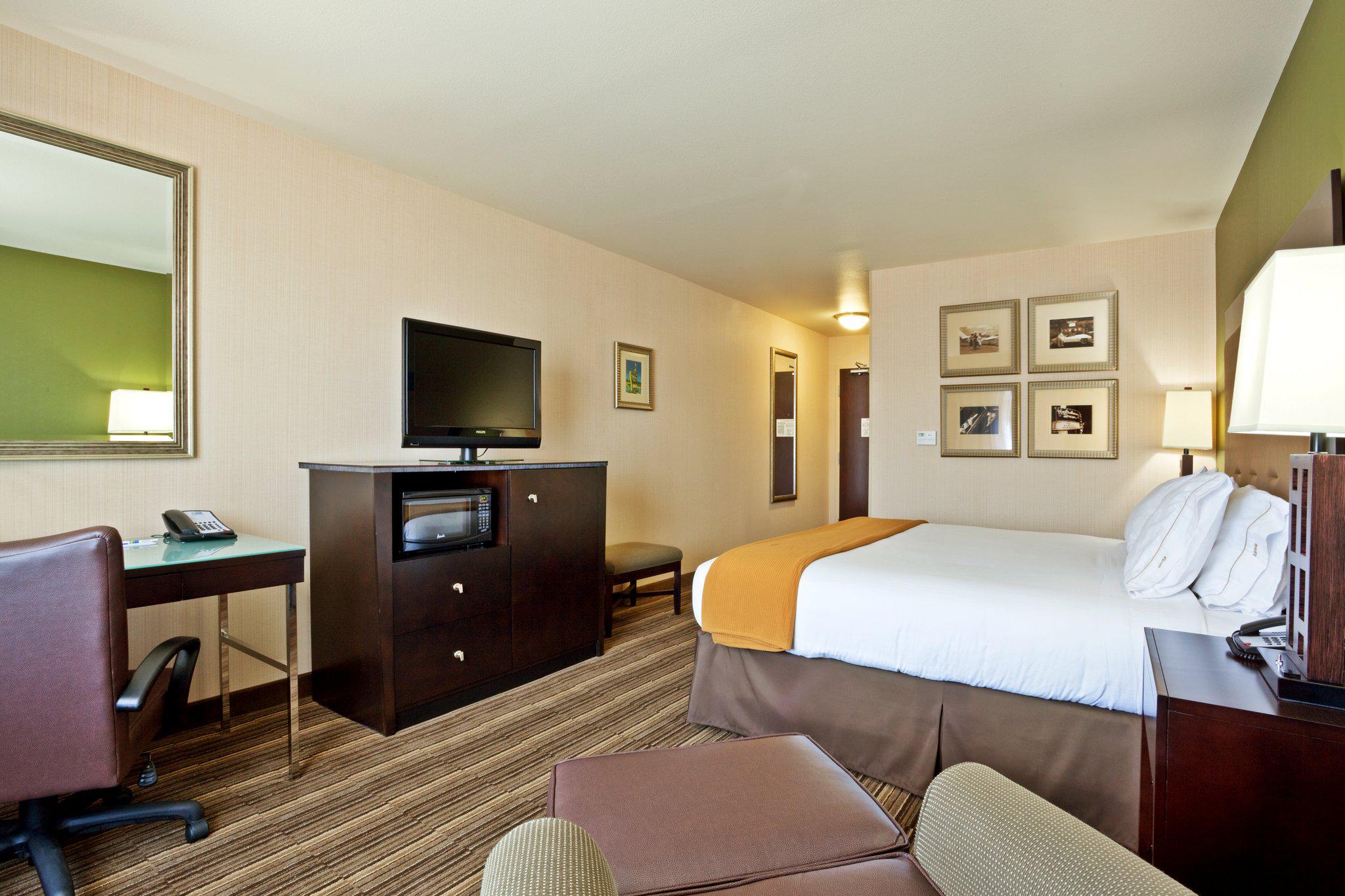 Holiday Inn Express & Suites Twin Falls Photo