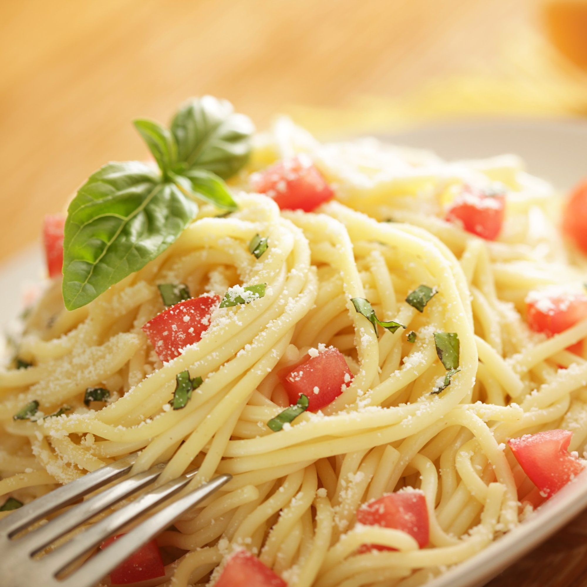 Tomato Basil & Garlic Pasta