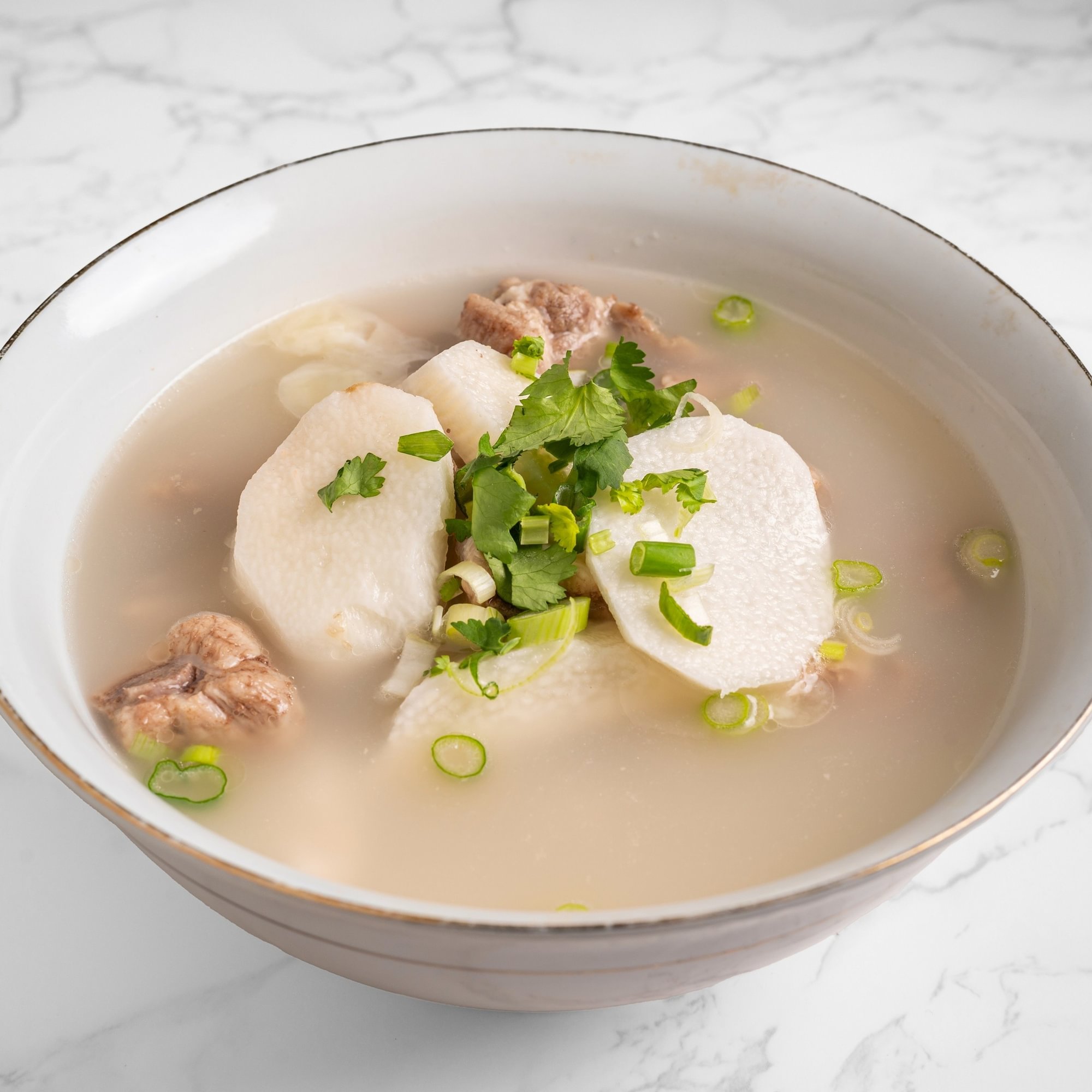 山药排骨汤 / Yam and Pork Rib Soup