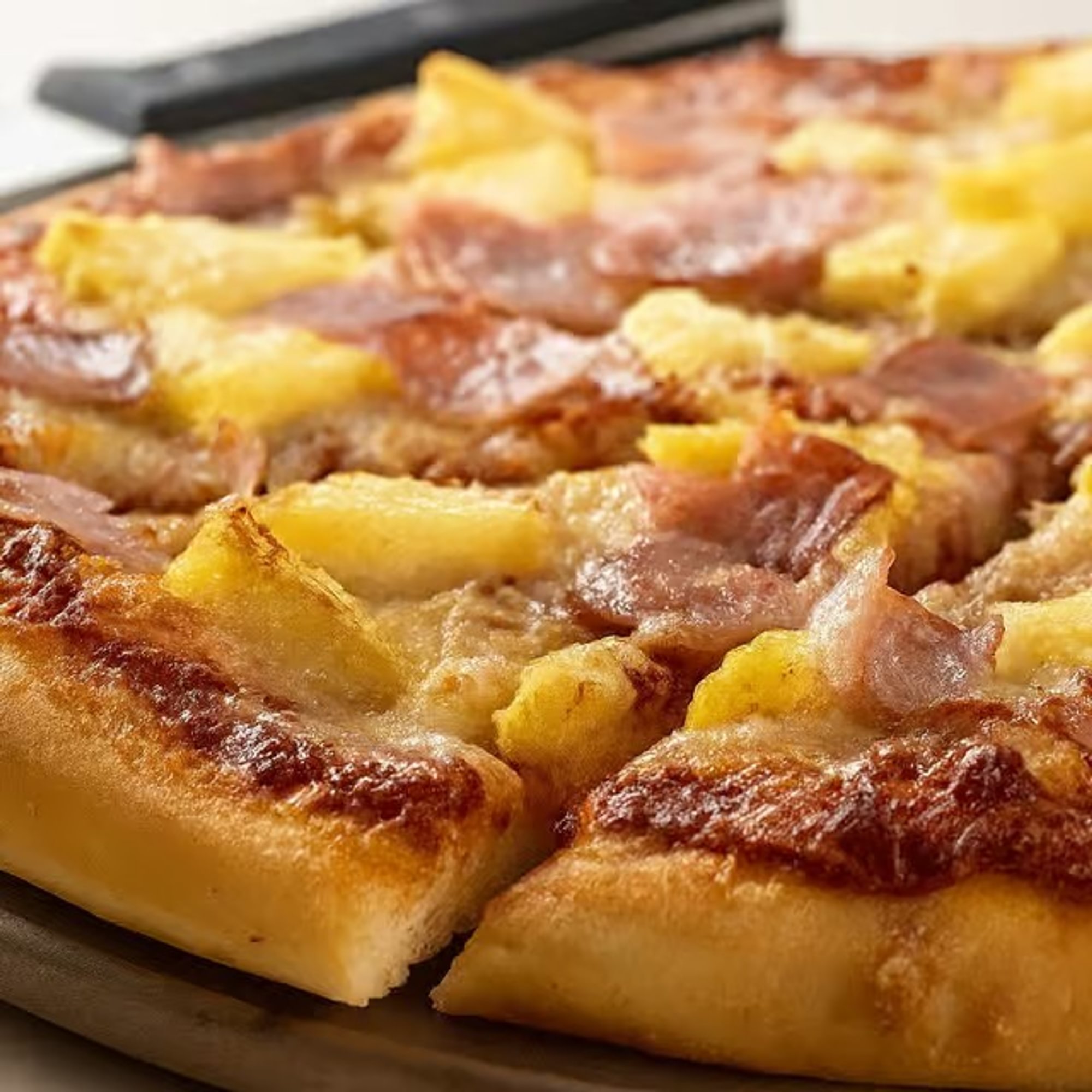 Hawaiian Pizza
