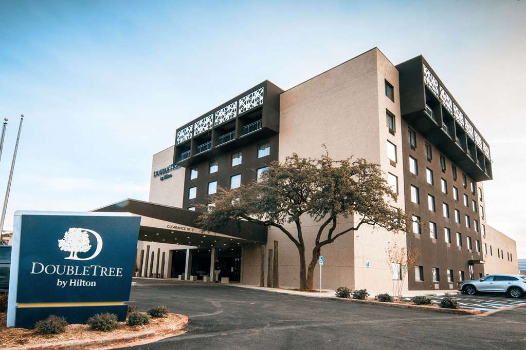 DoubleTree by Hilton Lubbock University Area Image
