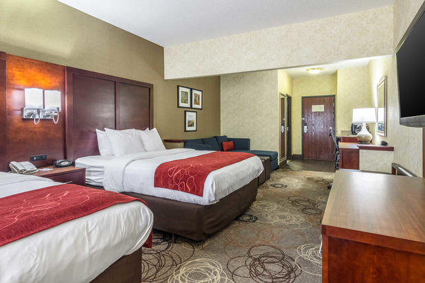 Images Comfort Suites
