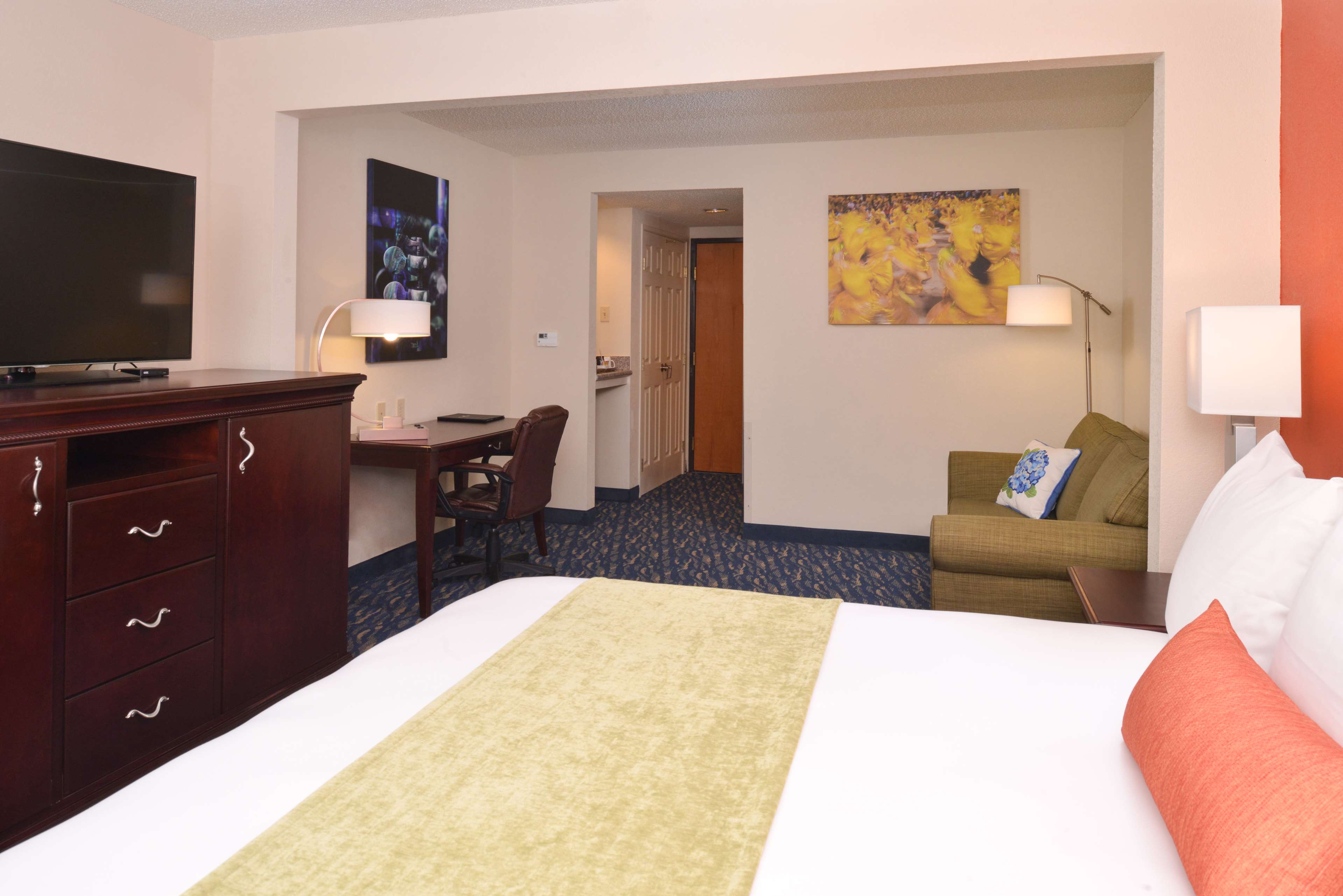 Radisson Hotel New Orleans Airport Photo