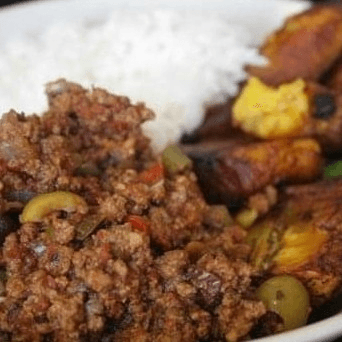 38.PICADILLO DE RES A LA CRIOLLA