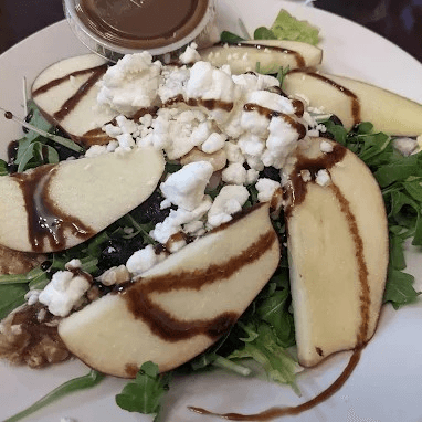 Apple Arugula Salad