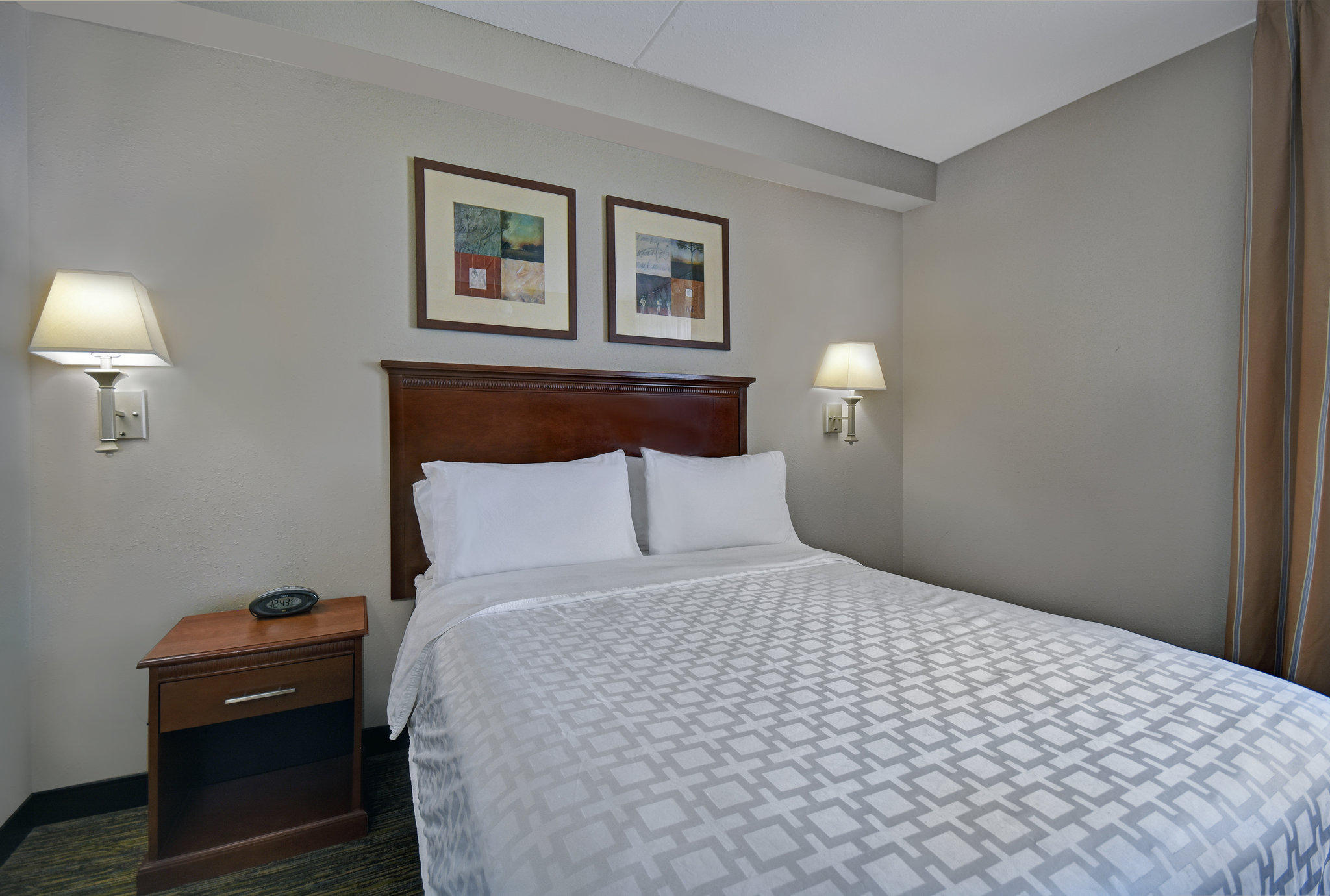 Candlewood Suites Columbia-Ft. Jackson Photo