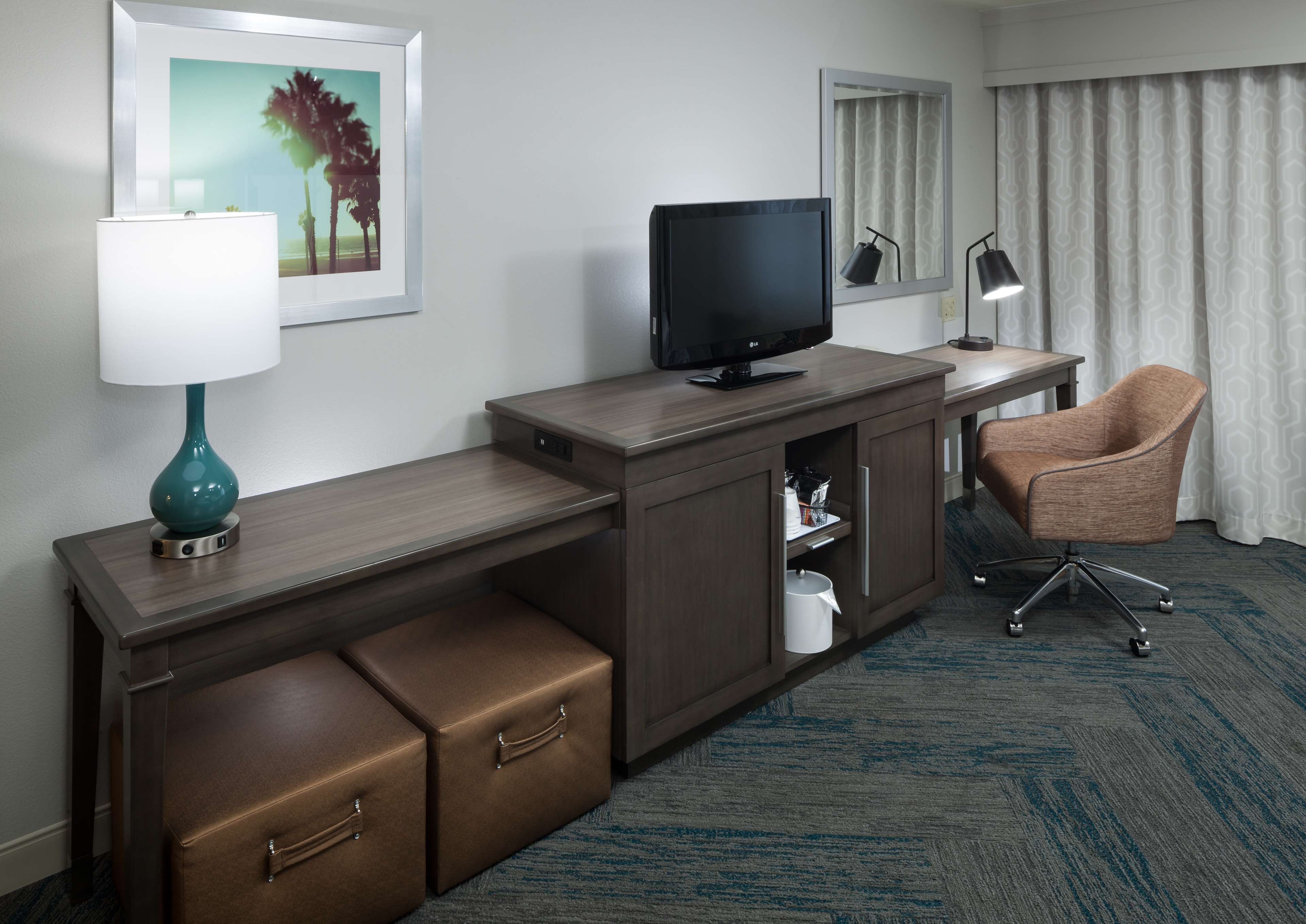 Guest room
