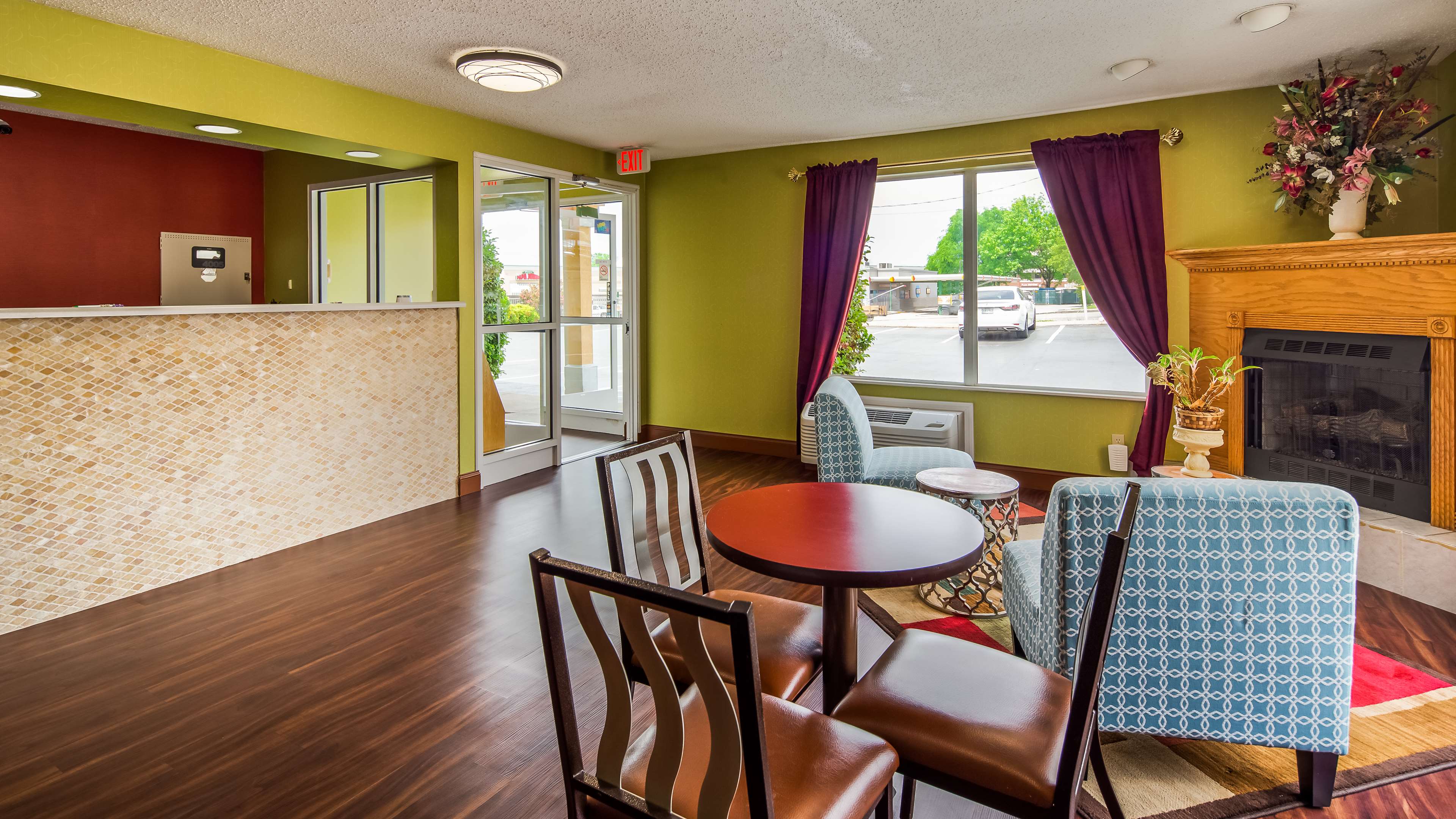 SureStay Plus Hotel by Best Western Chattanooga Photo