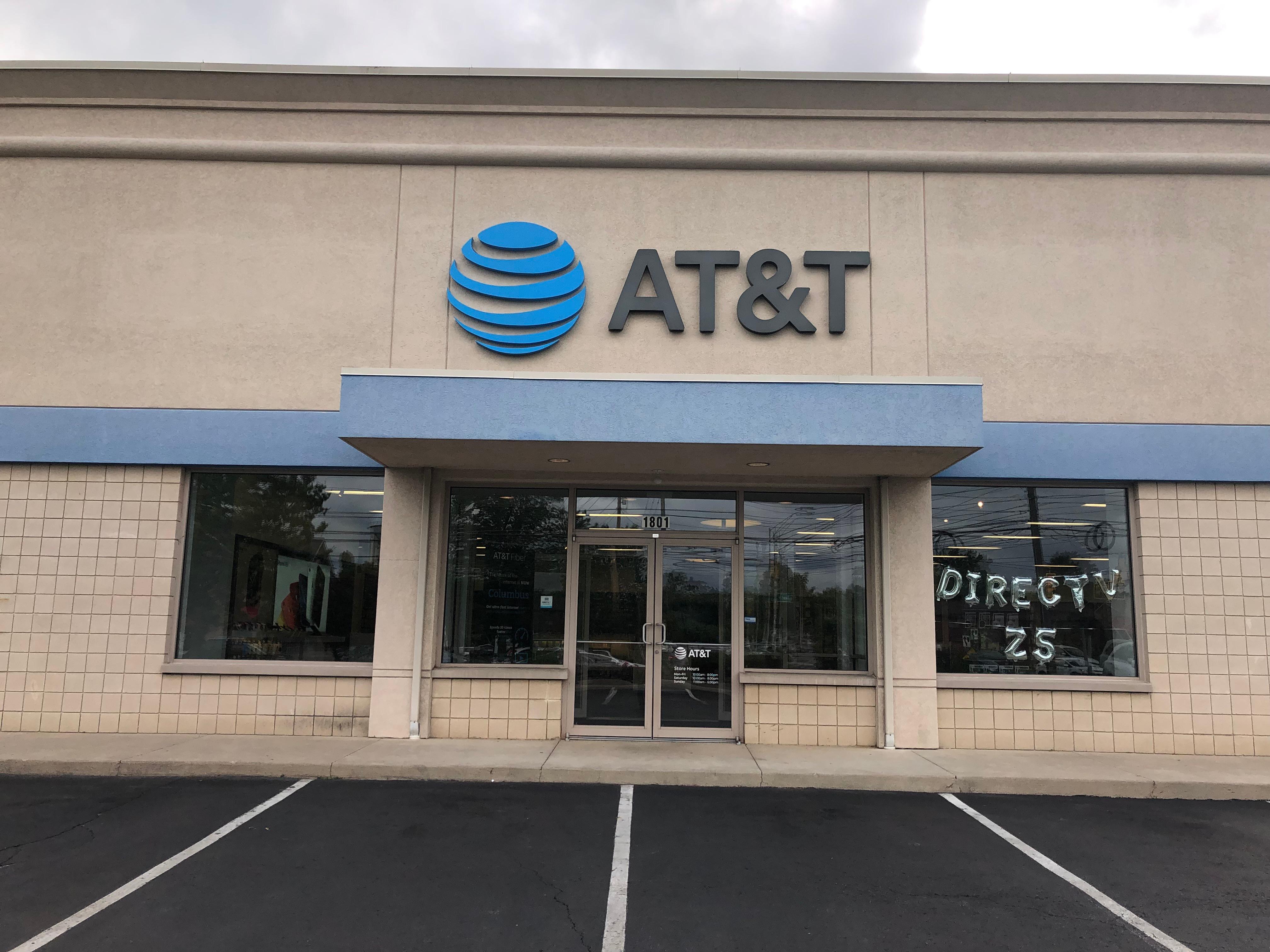 AT&T Store Photo