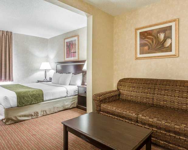 Images Comfort Suites