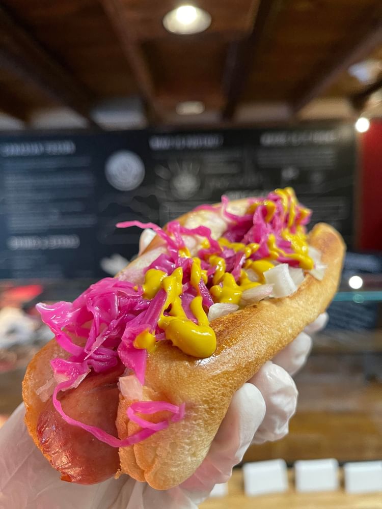 Steamy Dog (Hot Dog)
