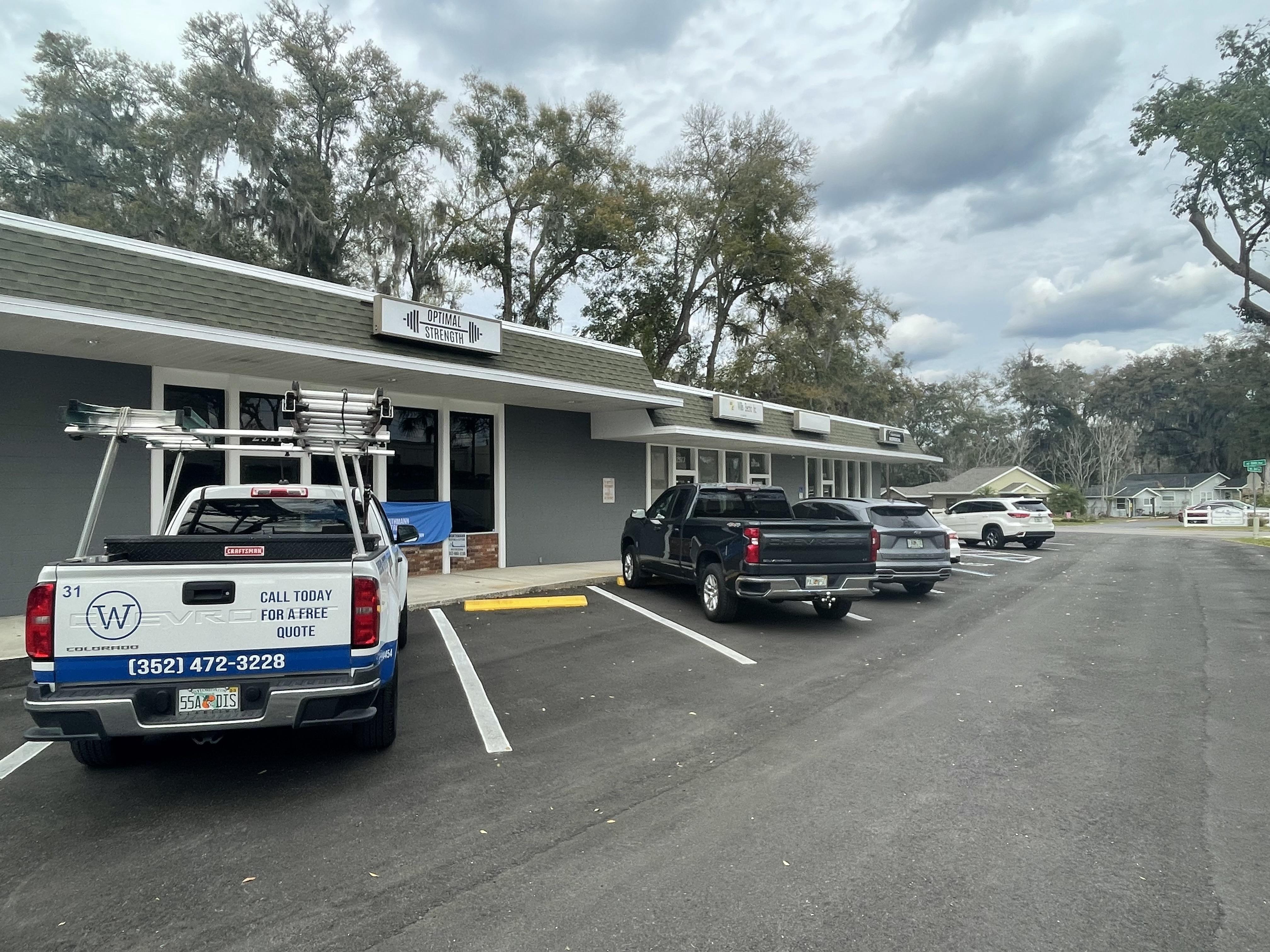 Worthmann Roofing and Gutters Image