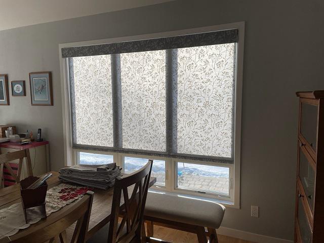 A great pattern is one of the best ways to bring life to your windows! Here in this Cedar Falls home, we came up with this awesome floral print for these Roman Shades!