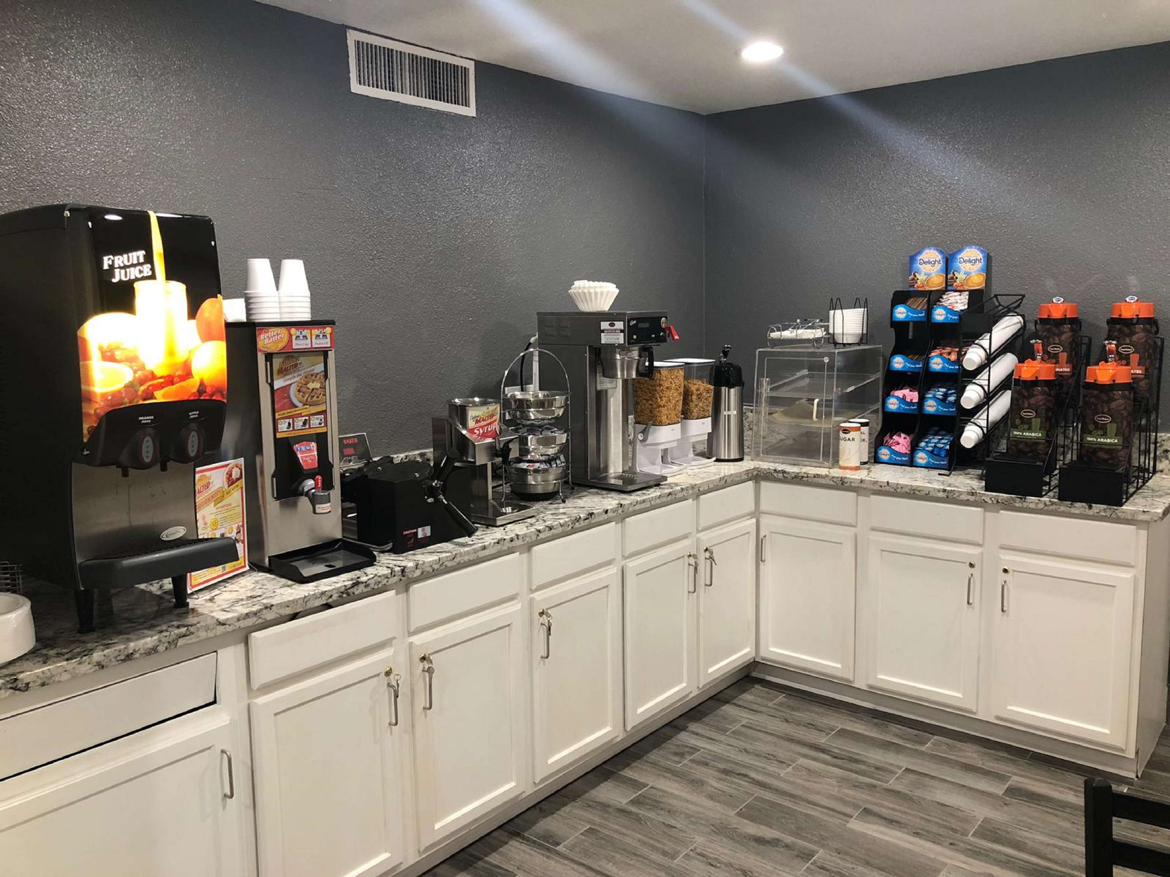 SureStay Hotel by Best Western Buttonwillow Photo