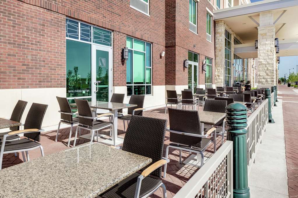 Hilton Garden Inn Manhattan Image