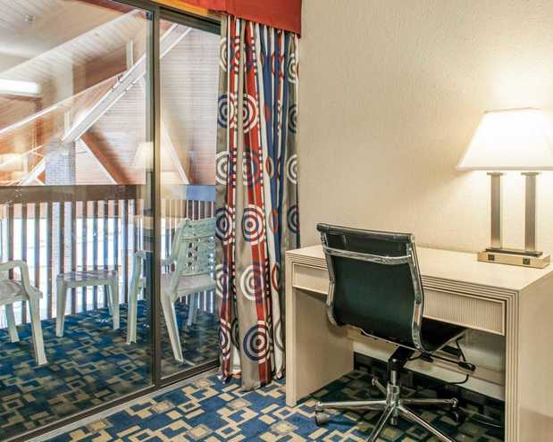 Images Quality Inn