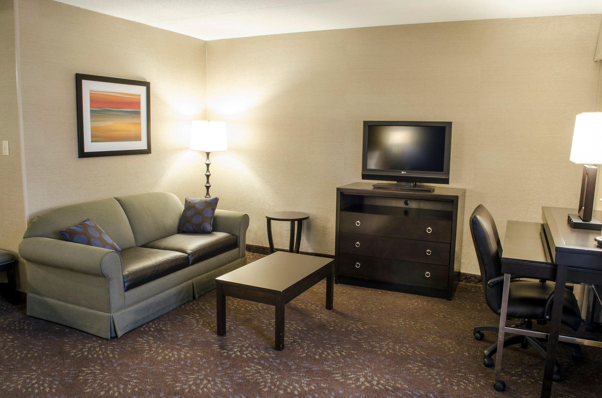 Holiday Inn Fargo Photo