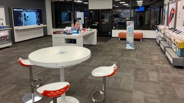 AT&T Store Photo