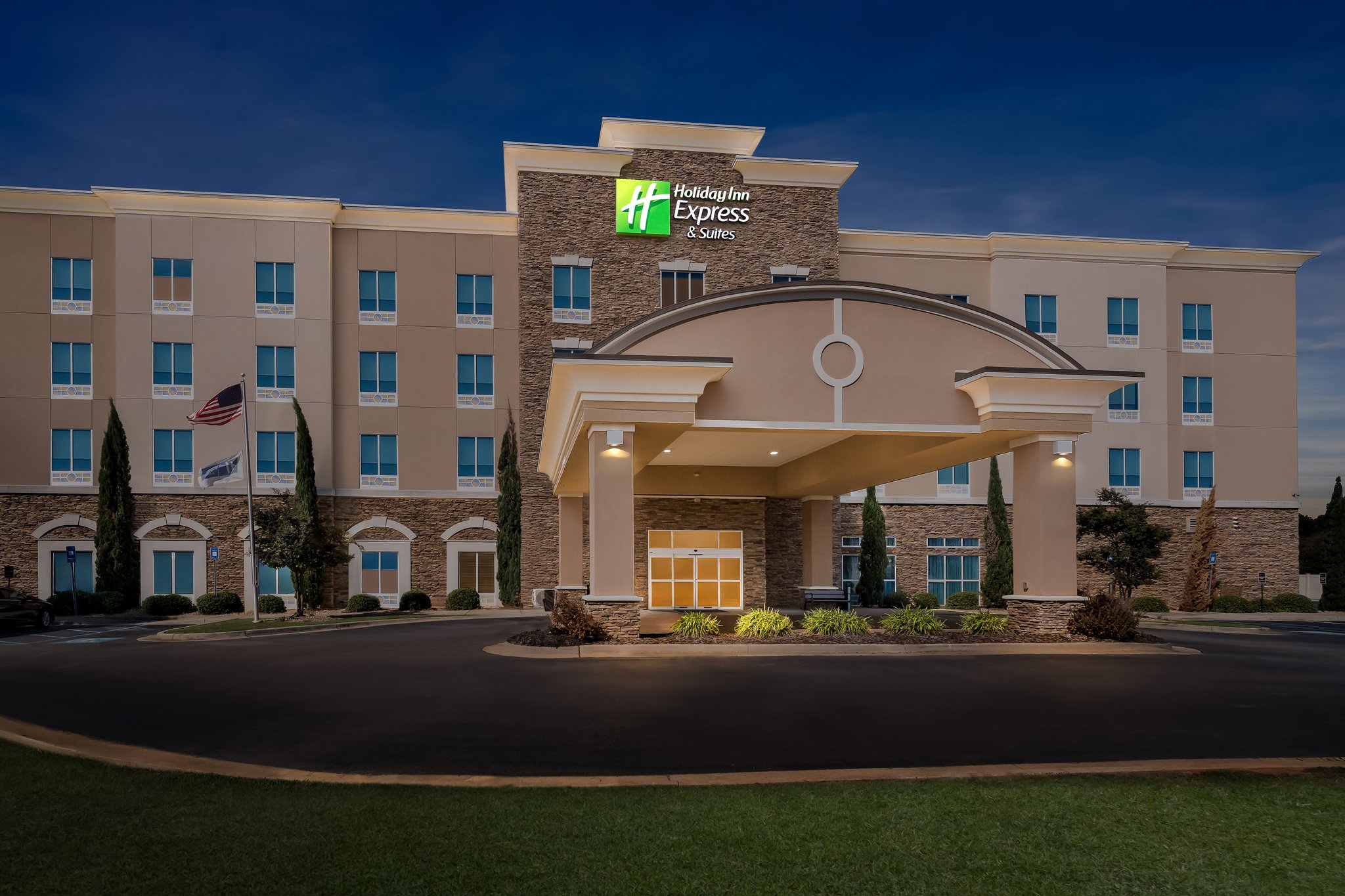 Holiday Inn Express & Suites Albany by IHG Image