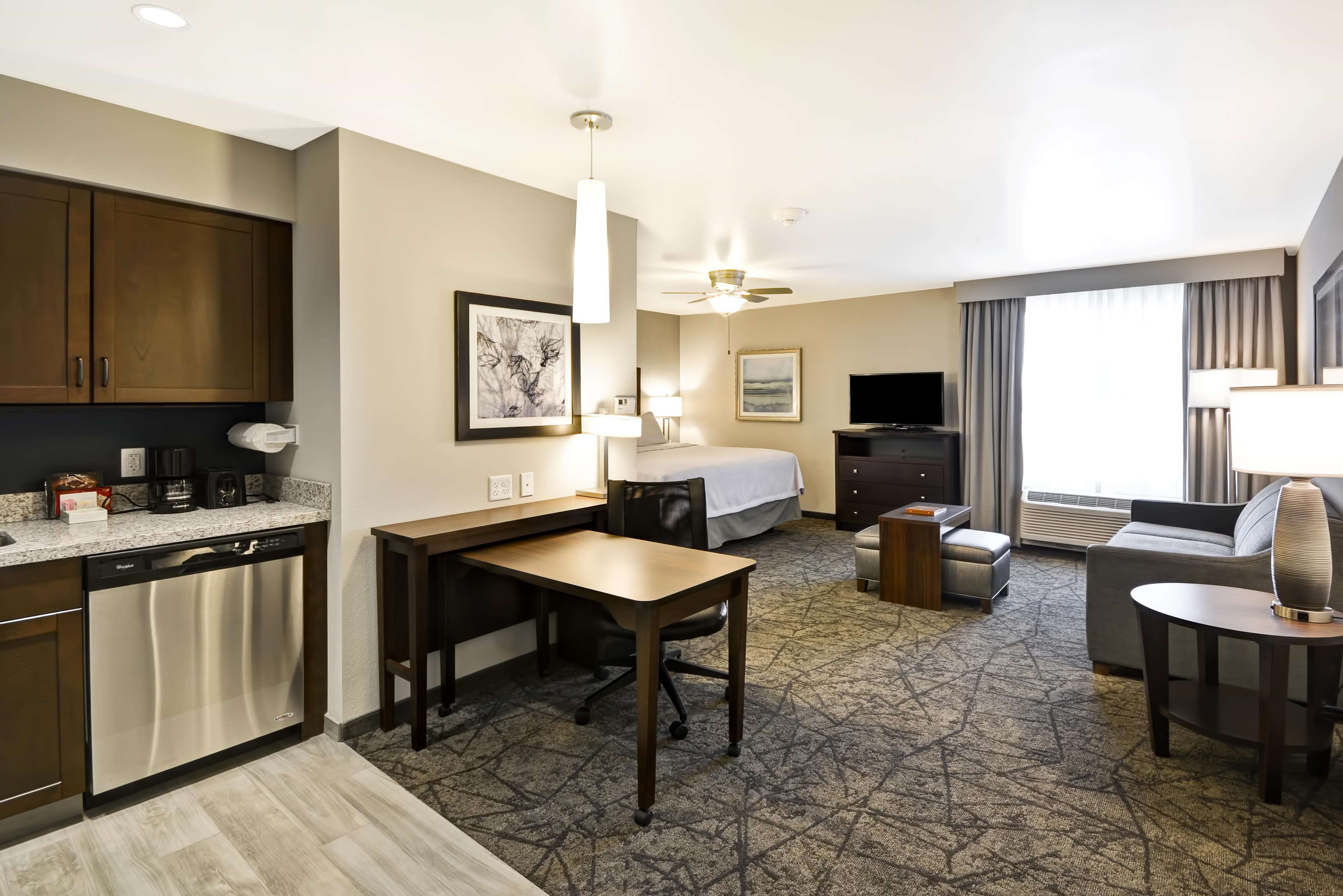 Homewood Suites by Hilton Las Vegas City Center Photo