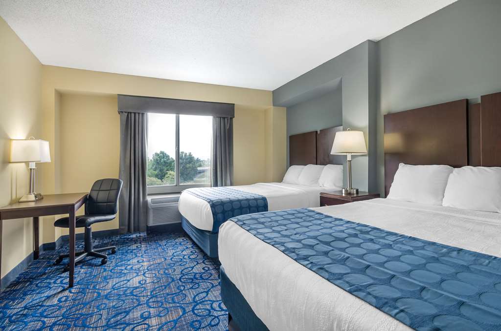 Best Western Plus Waynesboro Inn & Suites Conference Center Image
