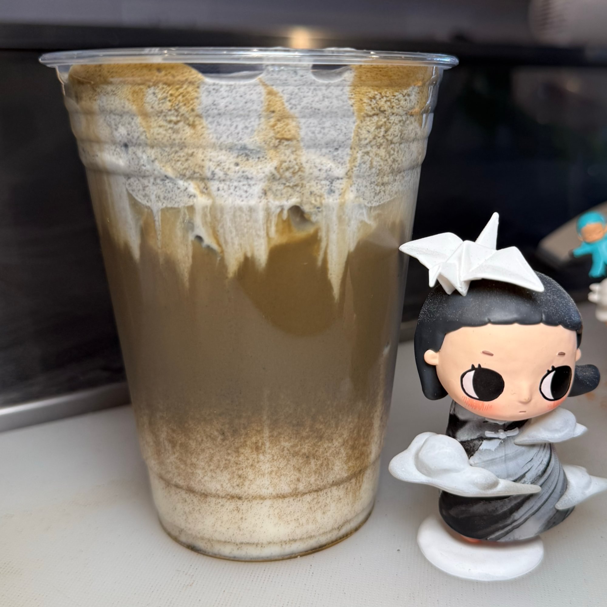 BLACK SESAME HOJICHA