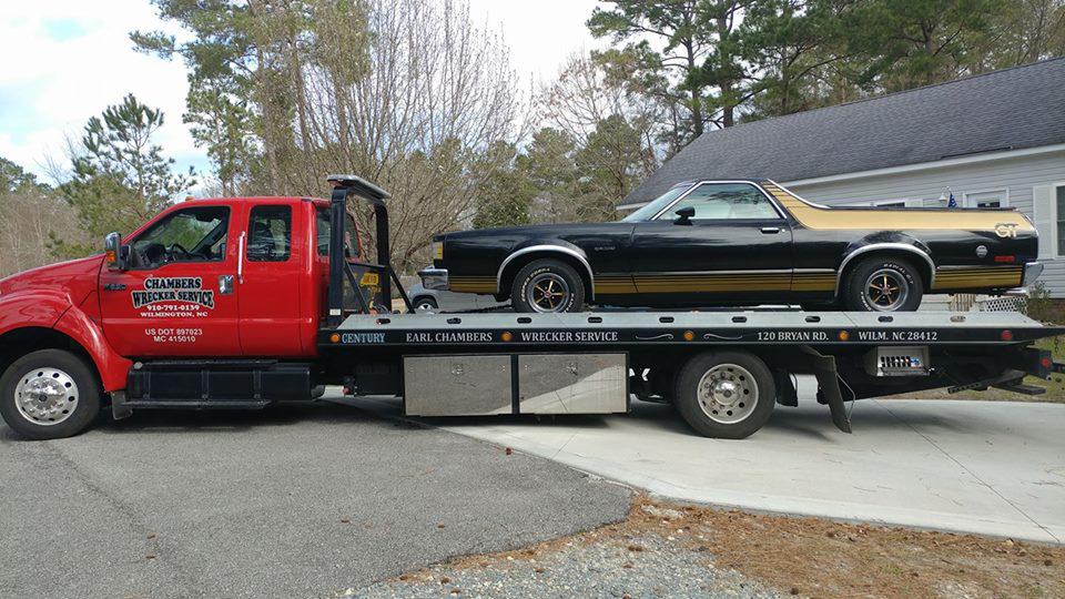 Earl Chambers Wrecker Service Photo