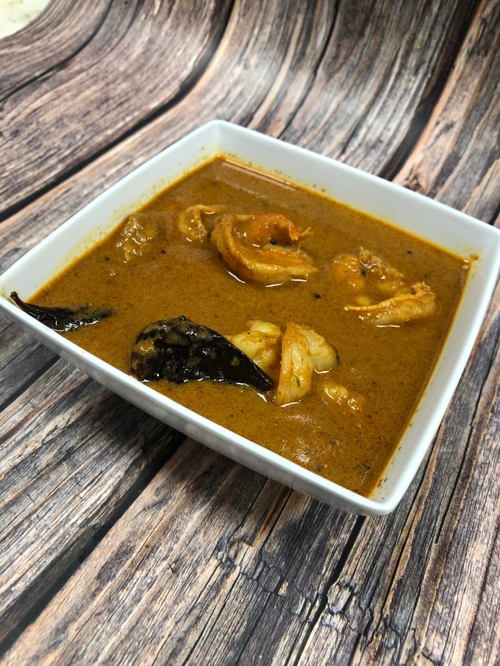 SHRIMP COCONUT CURRY