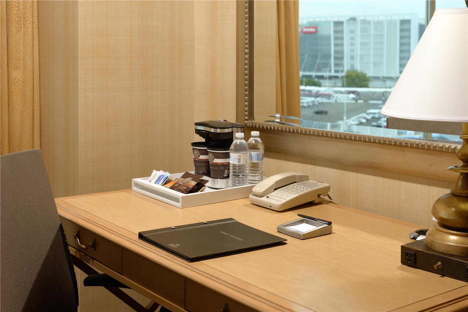 Hilton Santa Clara Image