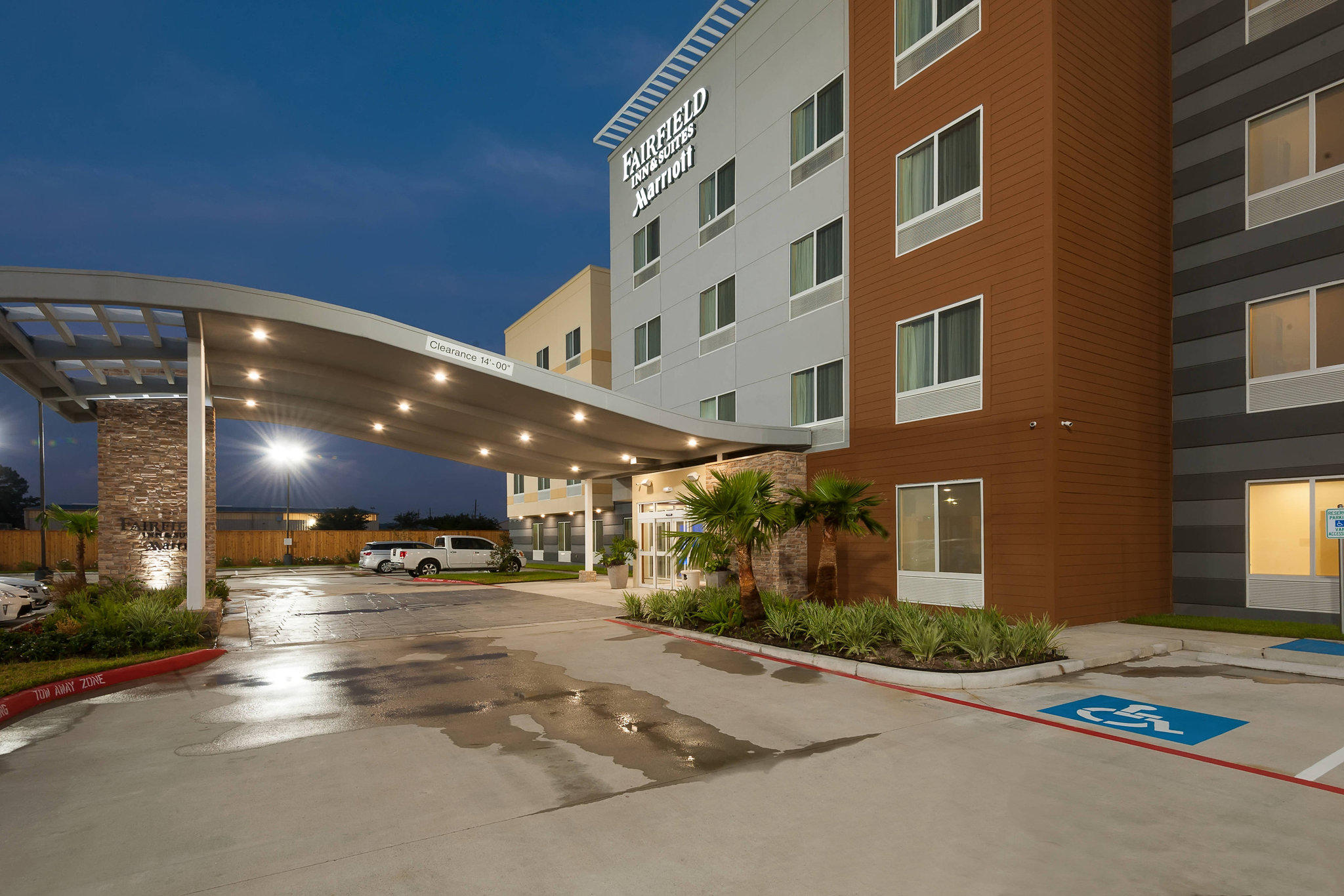 Fairfield Inn & Suites by Marriott Houston Northwest/Willowbrook Photo