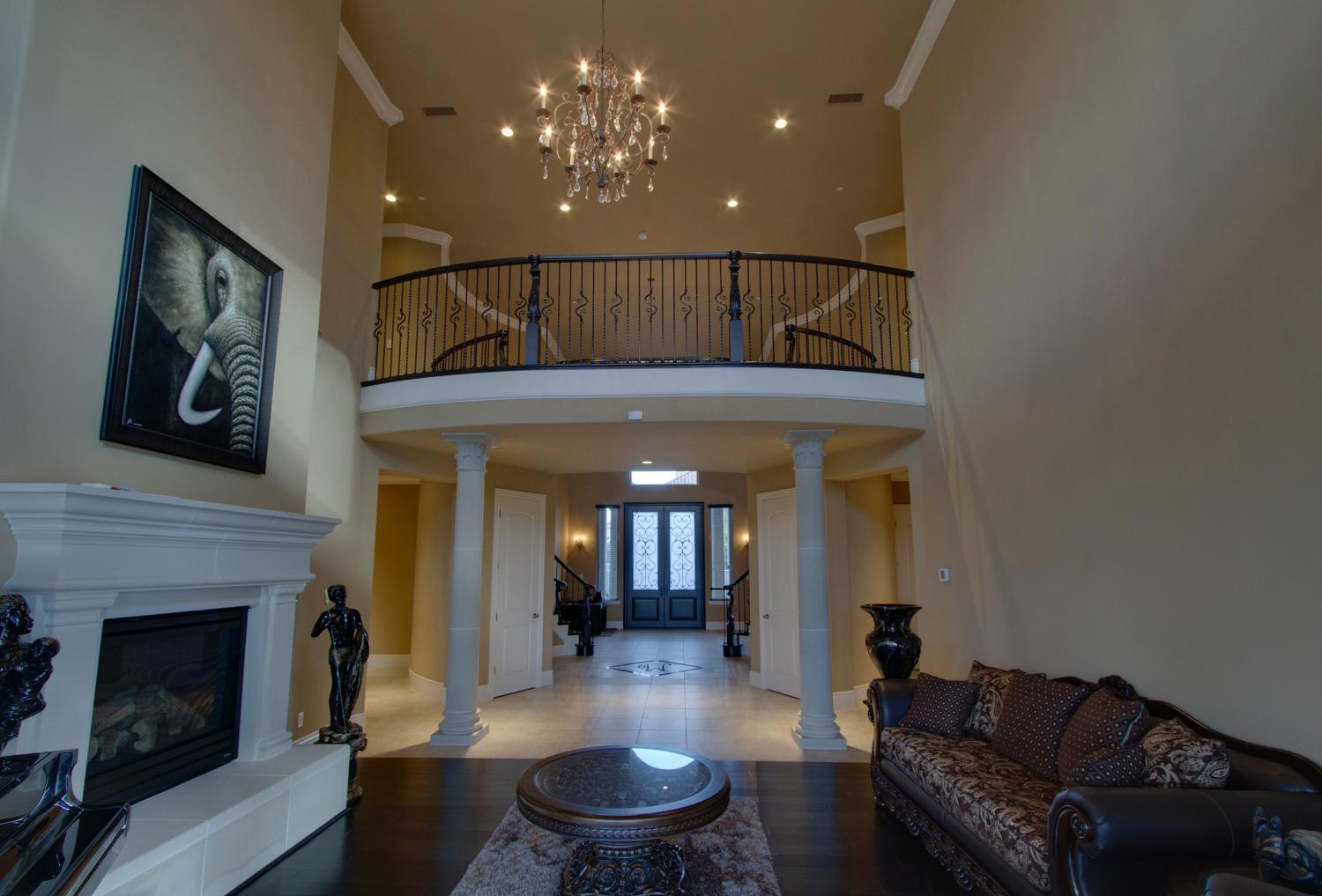 Peak Performance Realty Image