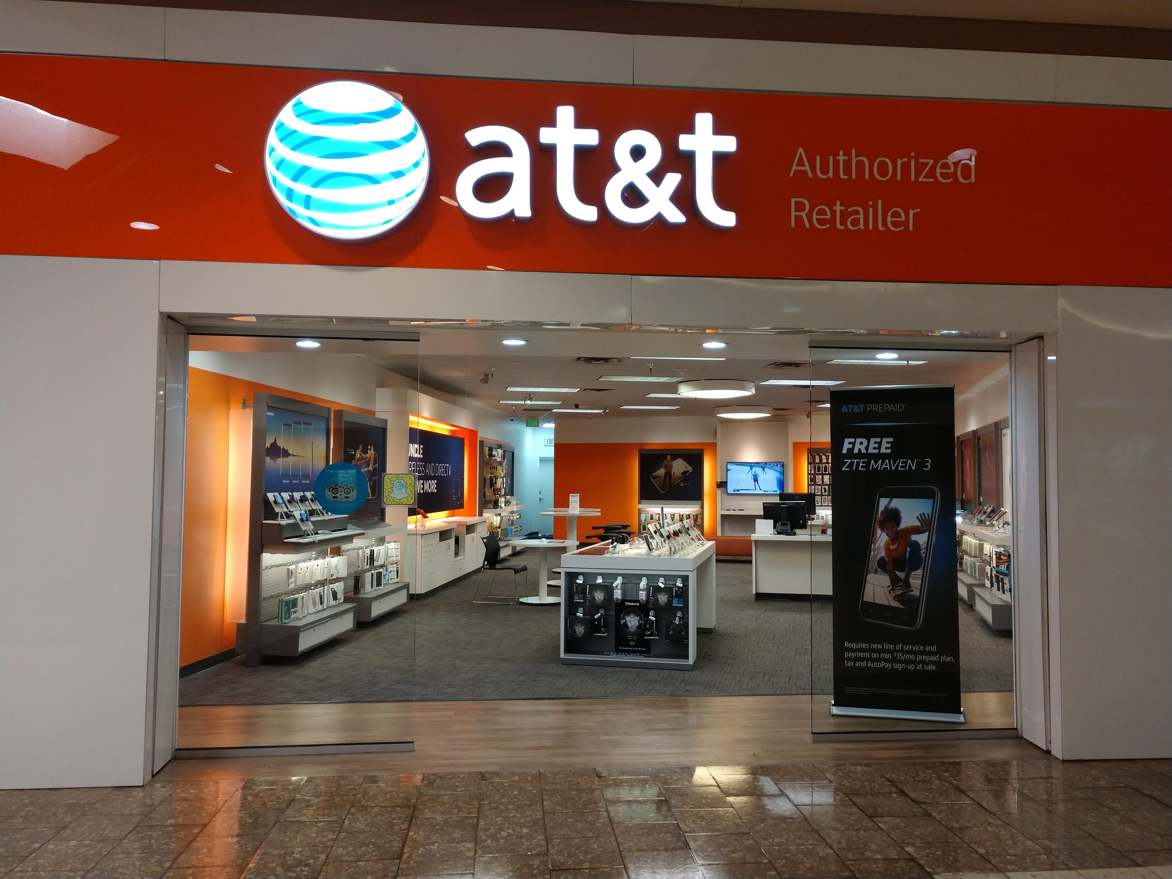 AT&T Store Photo