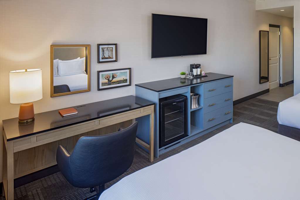 Hilton San Antonio Hill Country Image