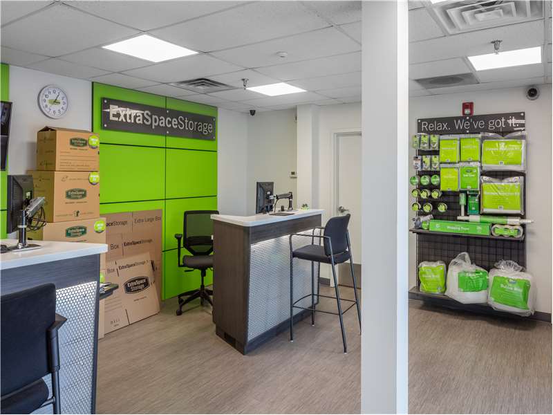 Extra Space Storage 56 Pameacha Ave Middletown Ct Warehouses Self Extra Space Storage 56 Pameacha Ave Middletown Ct Warehouses Self Mapquest