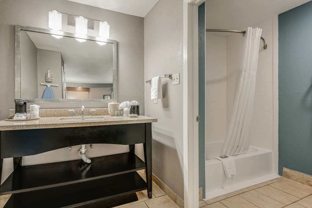 Best Western Huntsville Inn & Suites Image