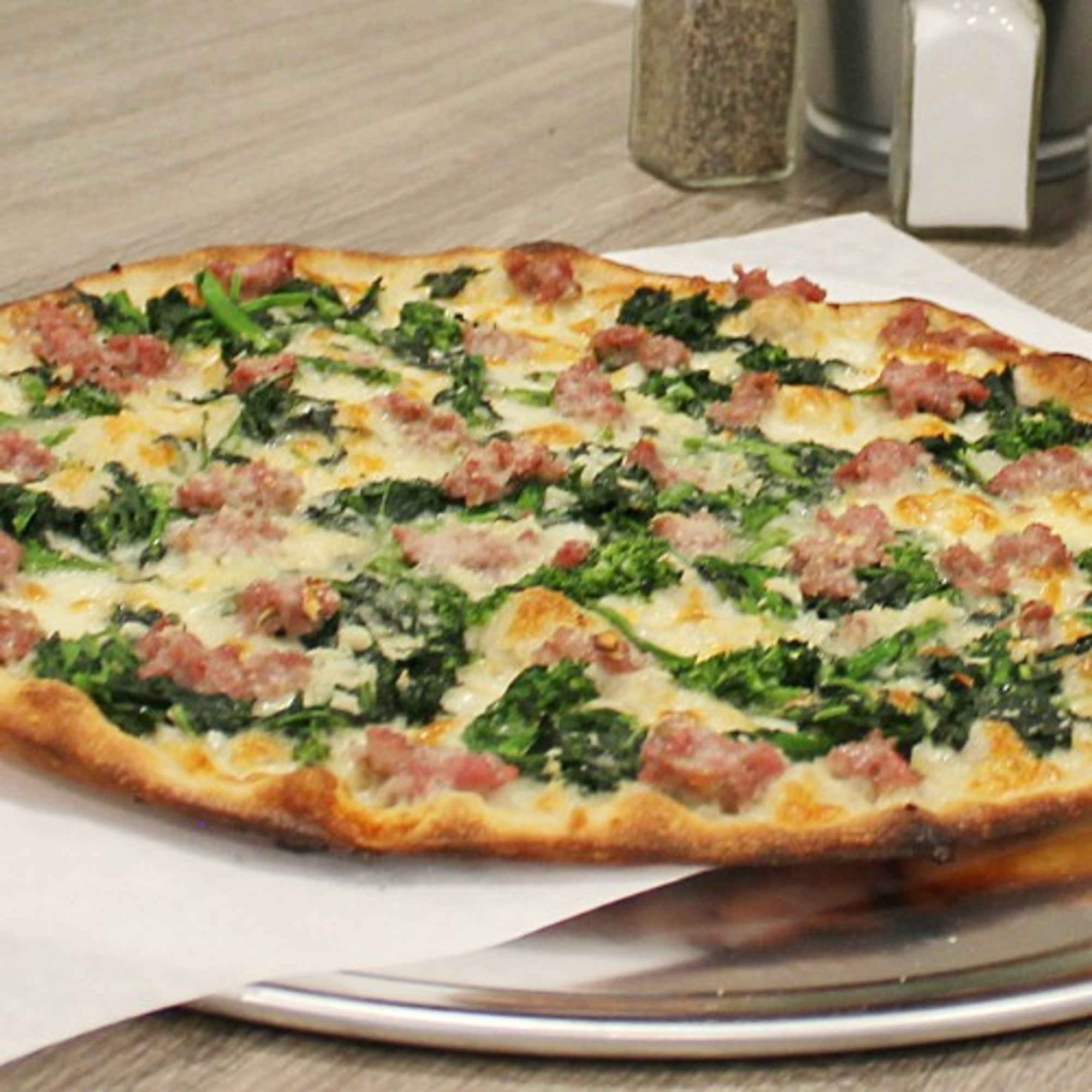 White Broccoli Rabe & Lamberti Sausage Pizza (Large)