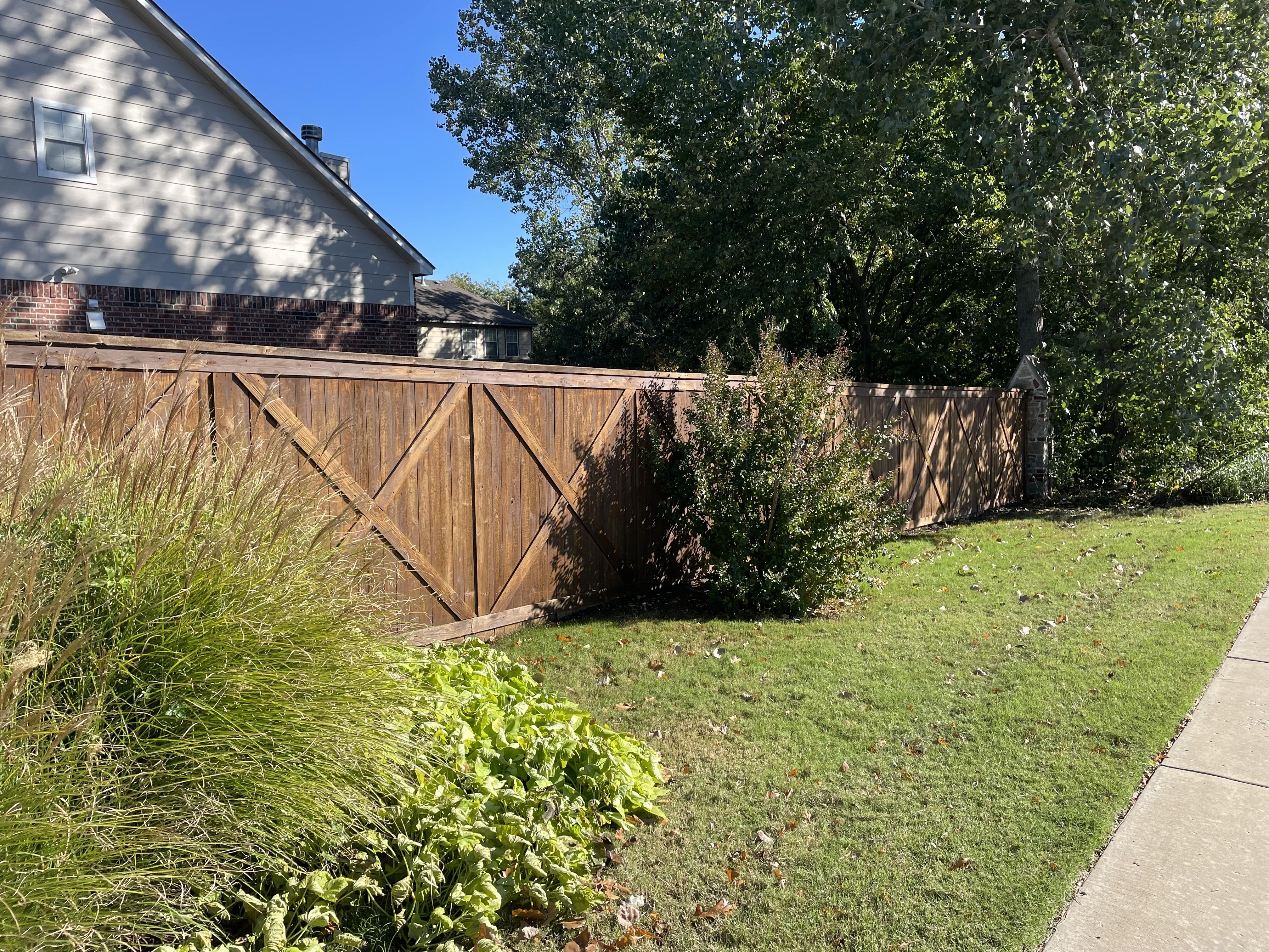 Top Rail Fence Oklahoma City Image