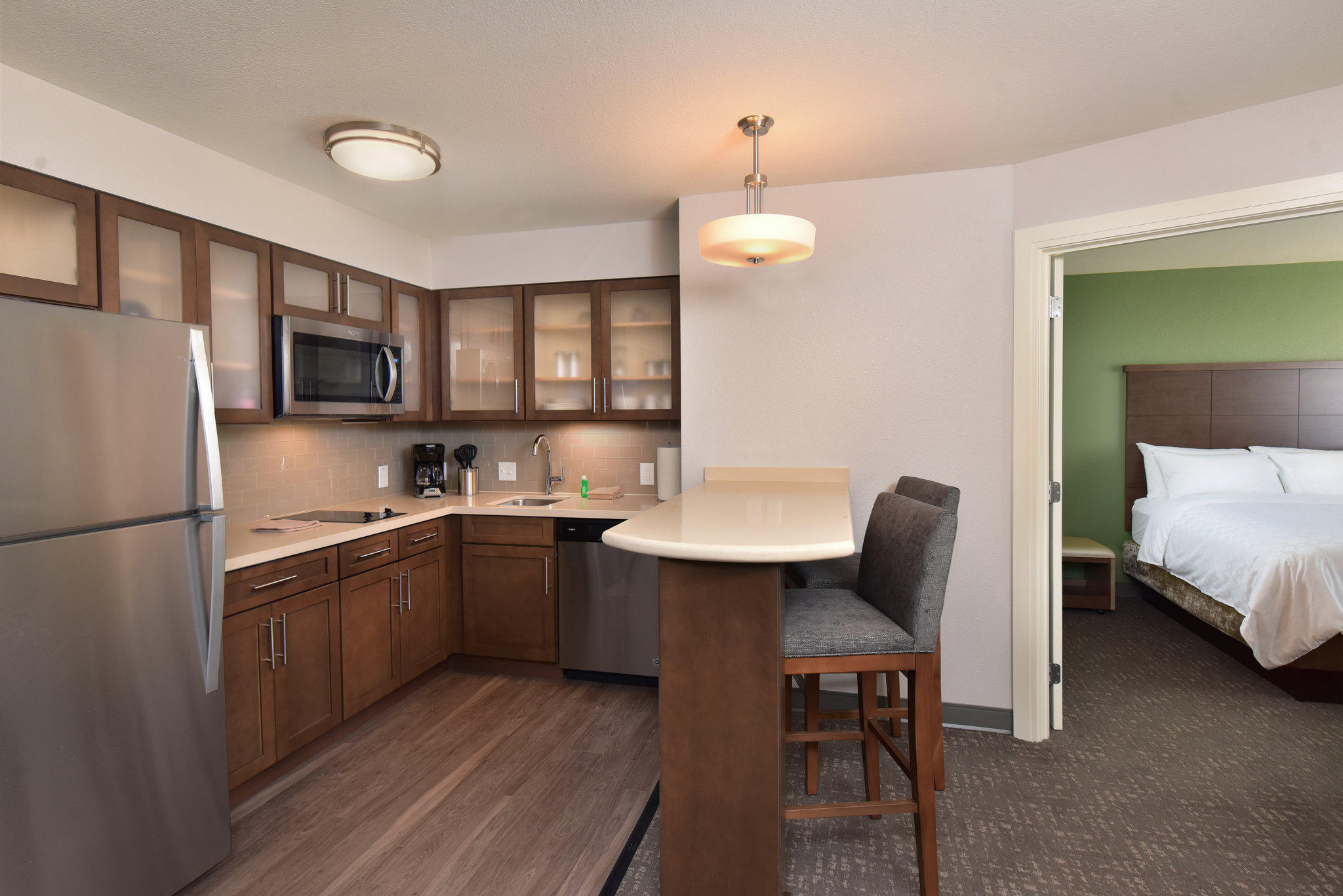 Staybridge Suites Wisconsin Dells - Lake Delton Photo