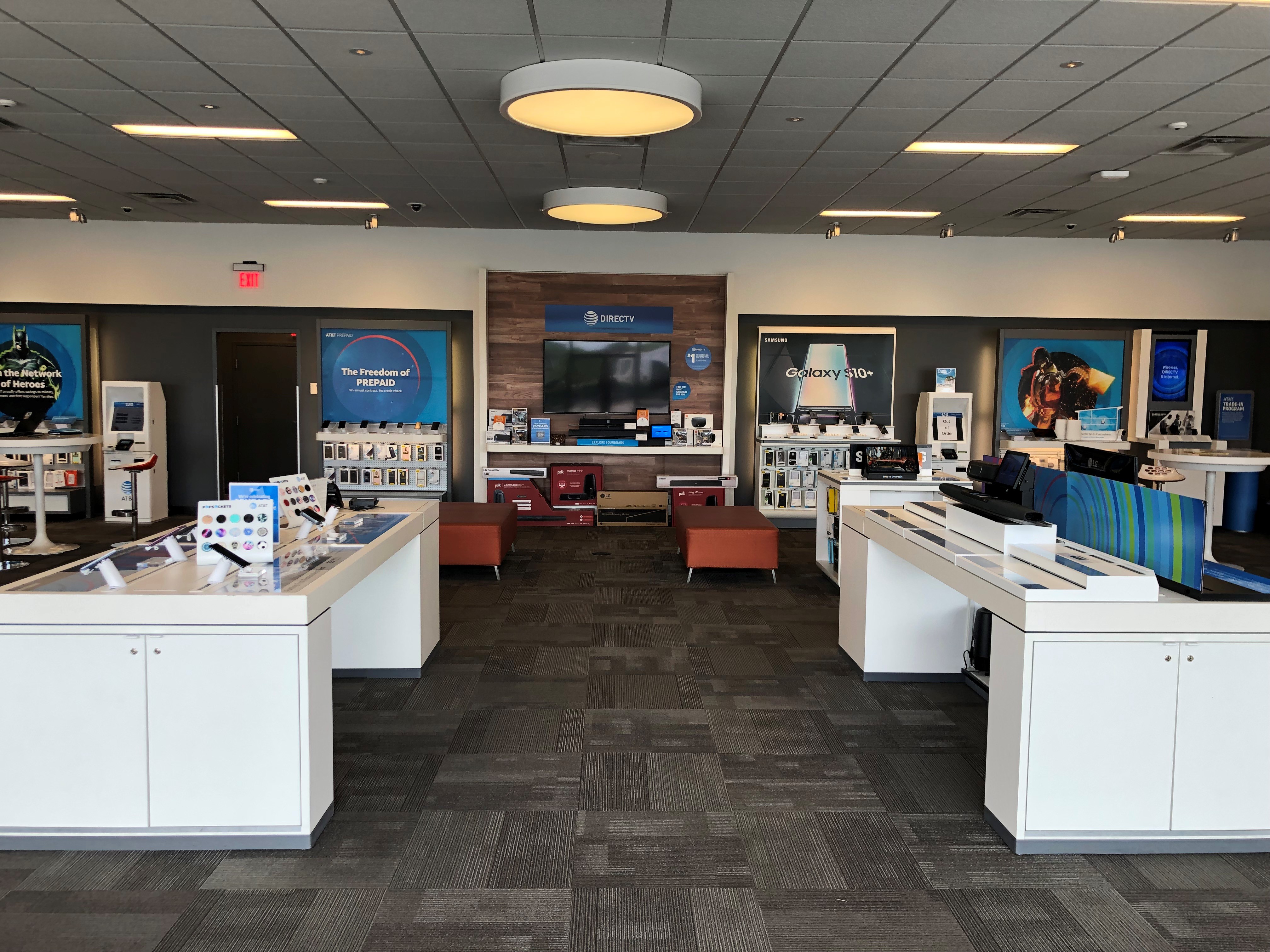 AT&T Store Photo