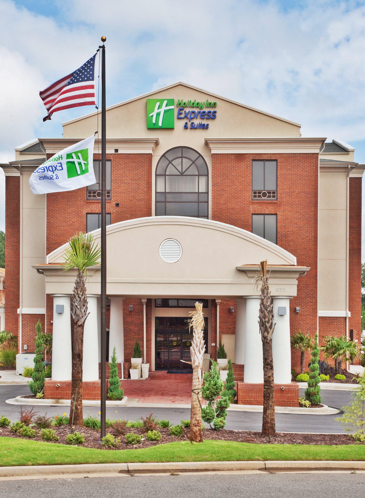 Holiday Inn Express & Suites Atlanta-Cumming Photo