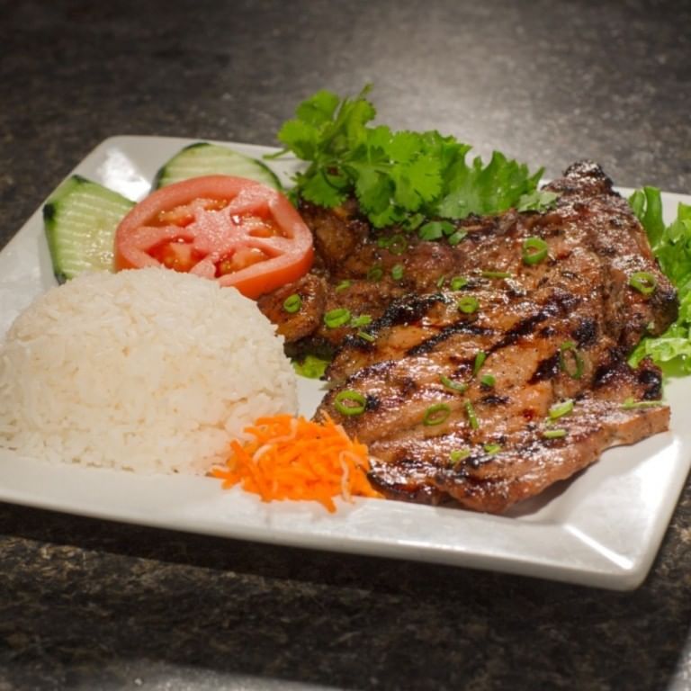Pork Chop Plate (Com Suon Heo)