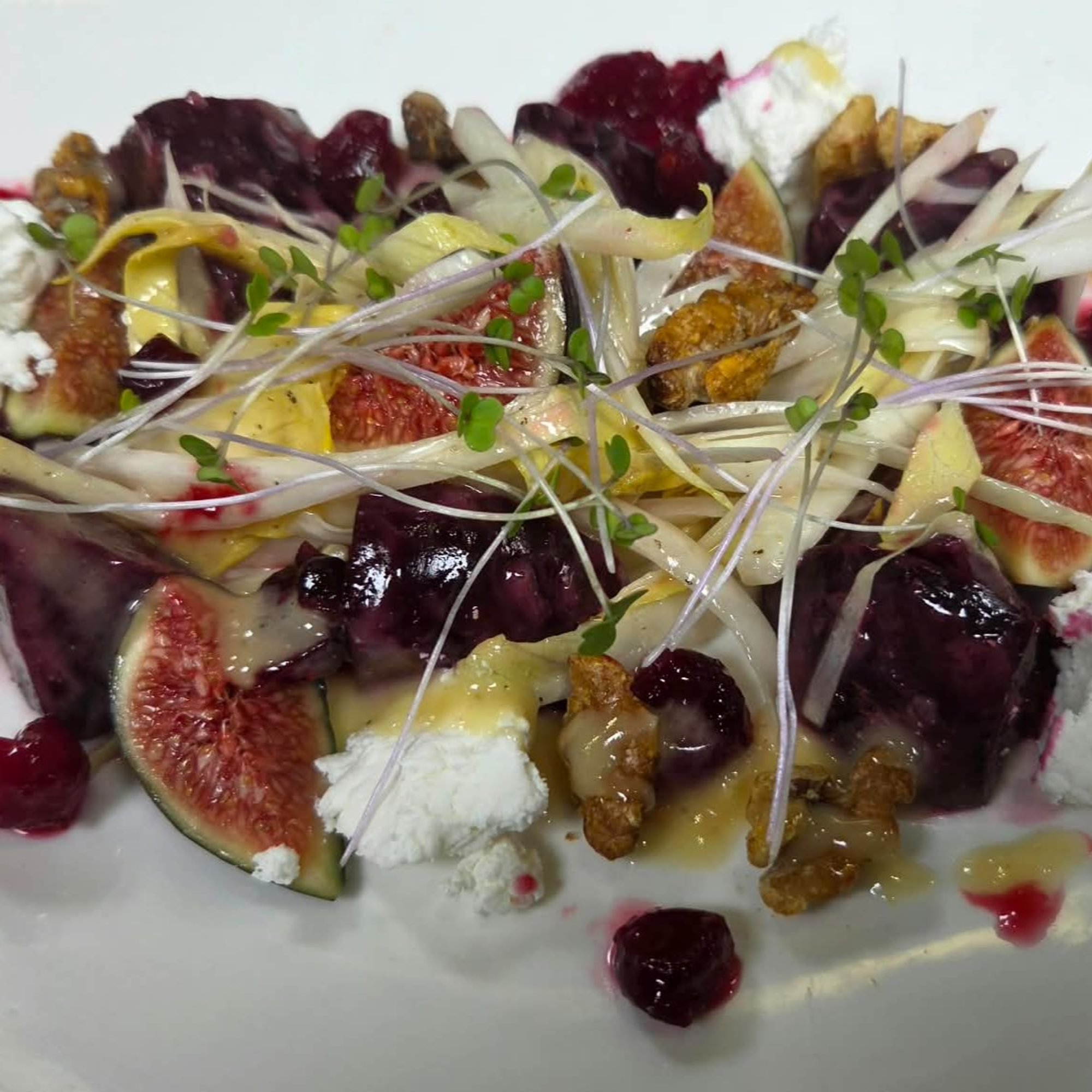 ROASTED BEETS SALAD