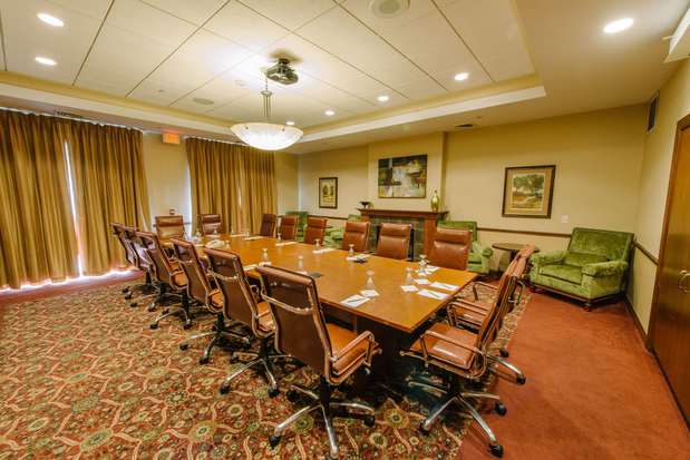 Images Hilton Garden Inn Manchester Downtown