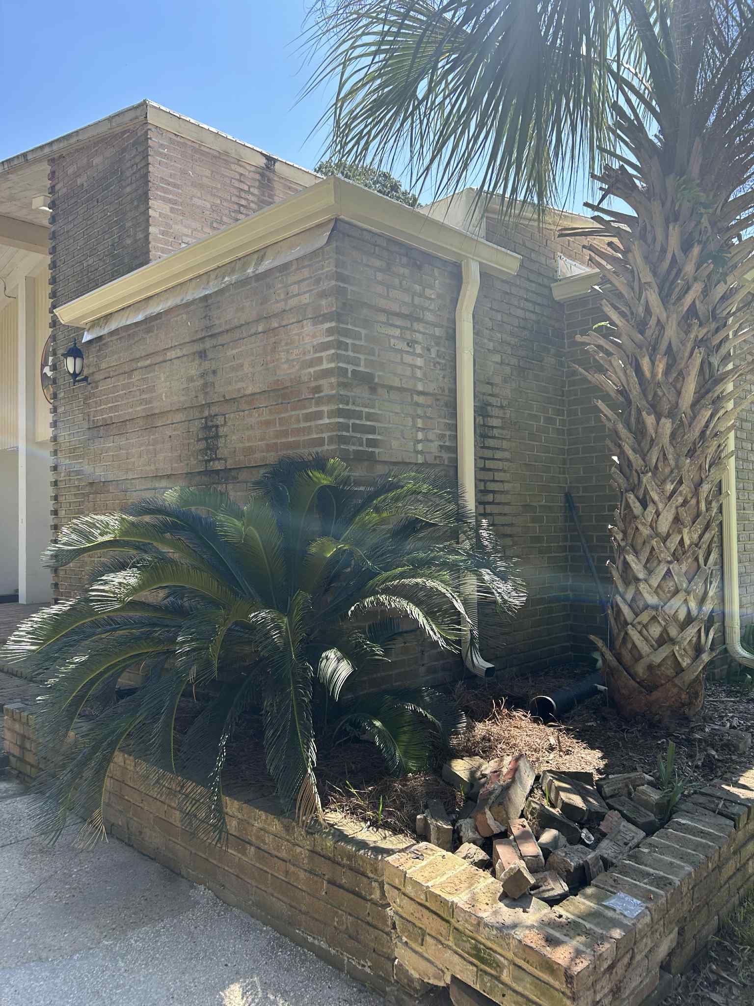 Southern Gutters LLC Image