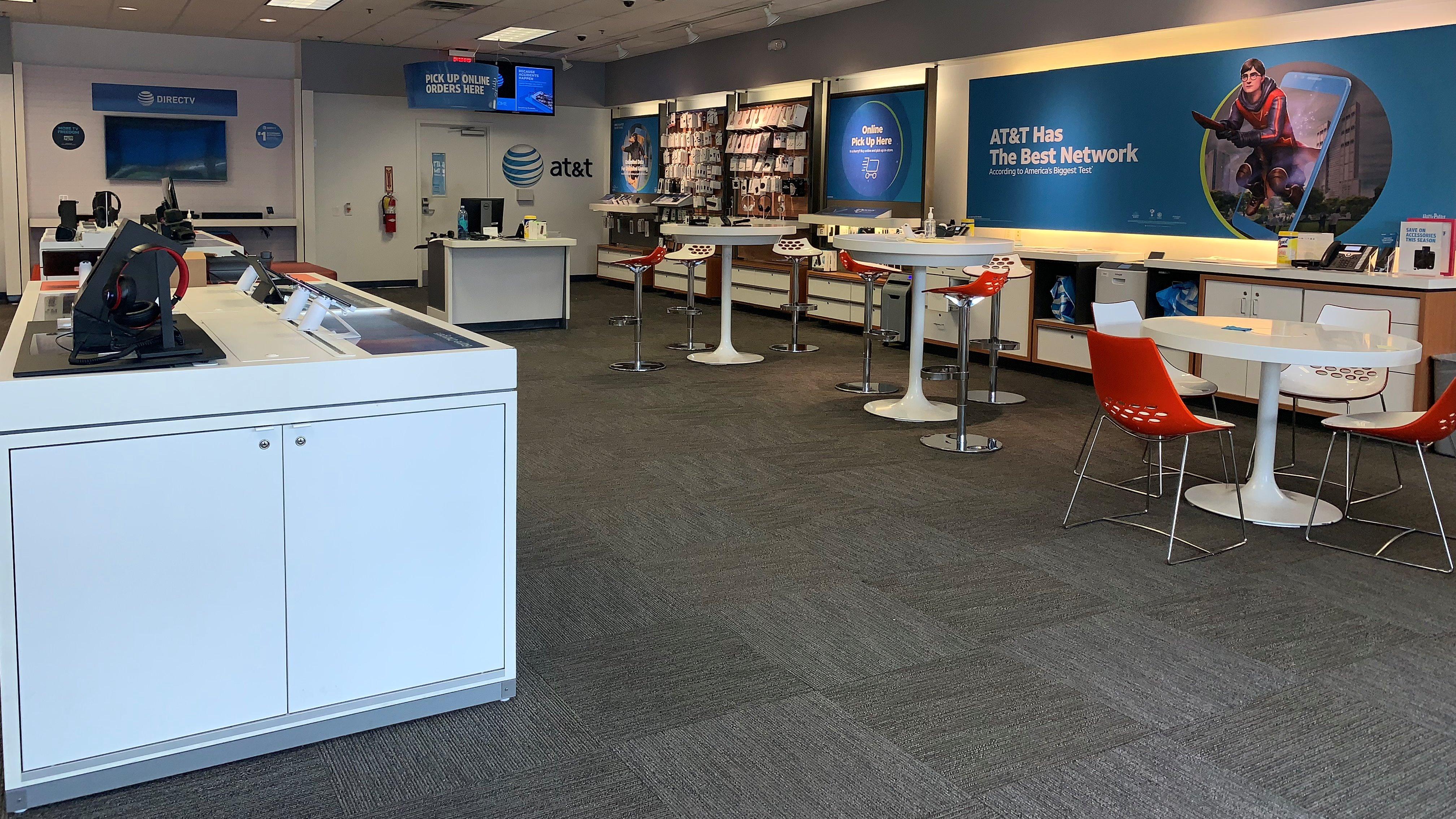 AT&T Store Photo