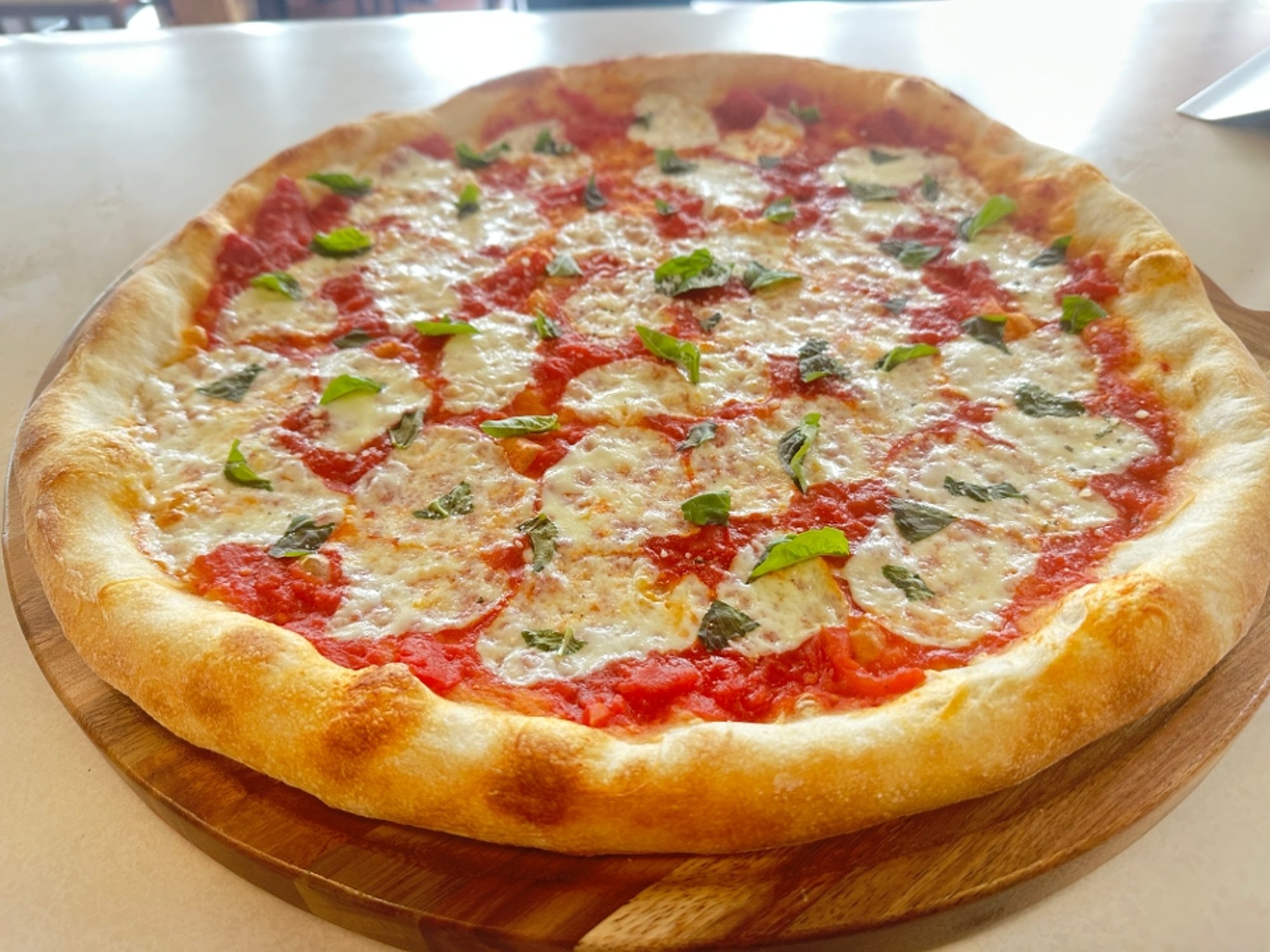 LG Margherita Pizza