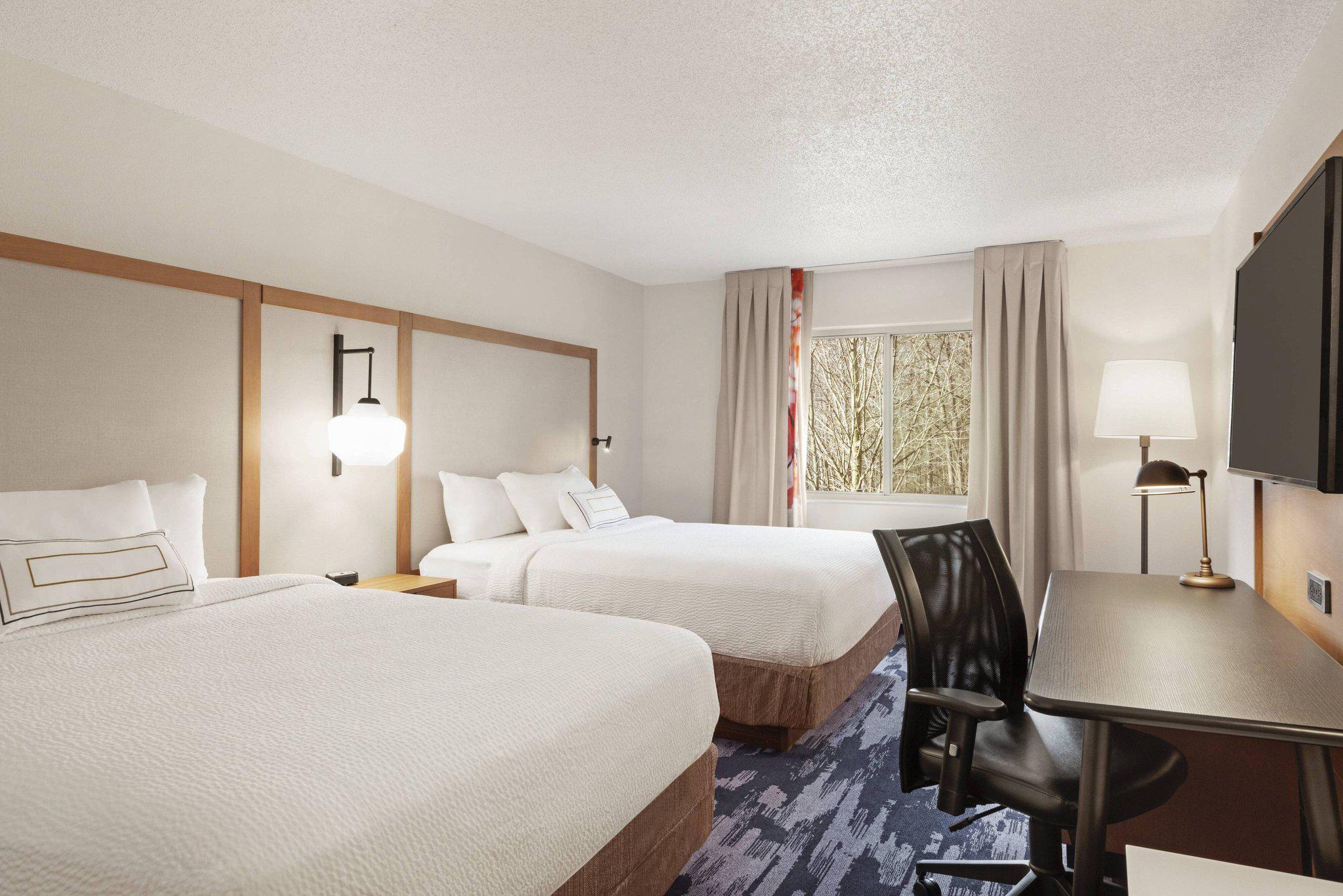 Fairfield Inn by Marriott Warren Niles Photo