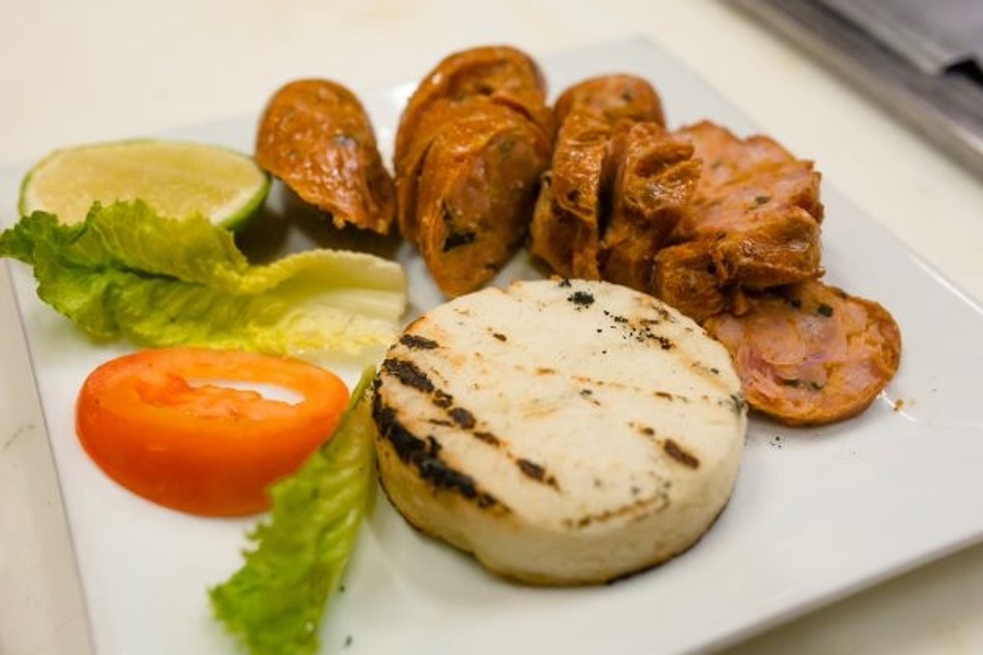 Chorizo Con Arepa o Papa