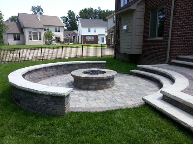Images Locke's Landscape & Brick Paving