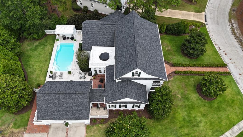 Willis Roofing Image